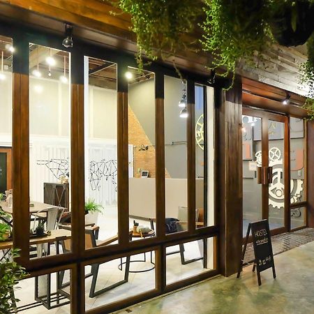 Thai Time Hostel Chiang Mai Zewnętrze zdjęcie